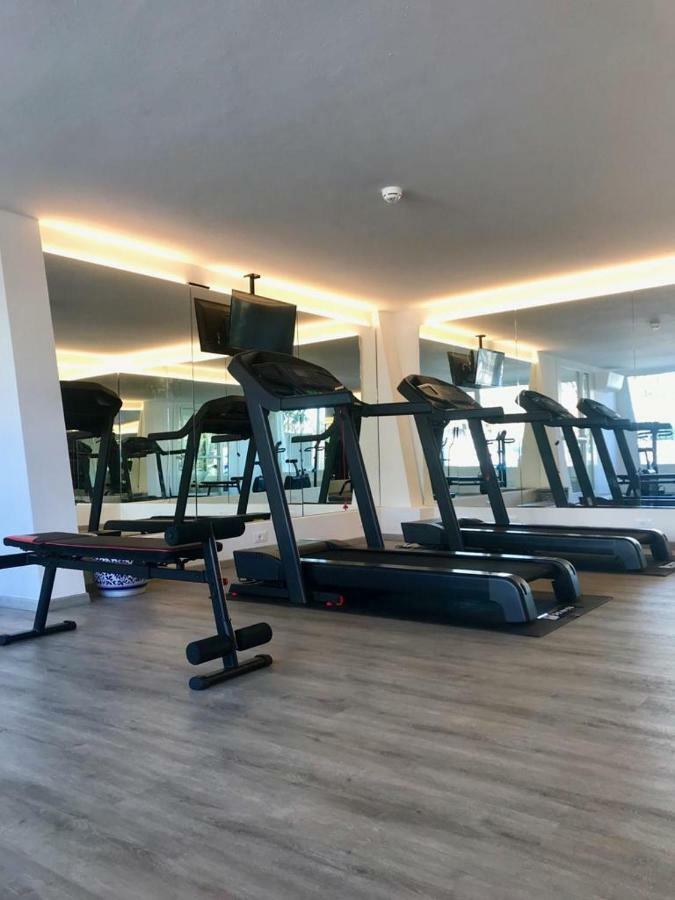 Hotel Tritone كاوْرلي المظهر الخارجي الصورة